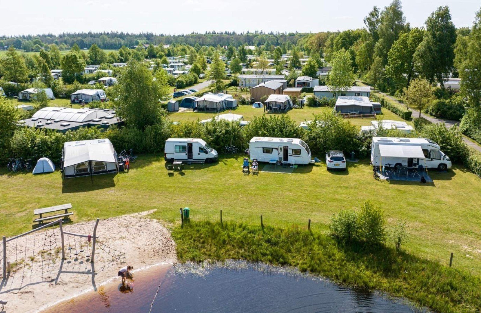 Christlicher Campingplatz im Gr&uuml;nen