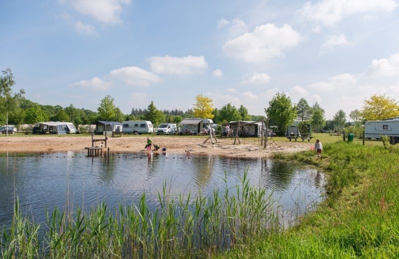 Speel en zwemvijver 2